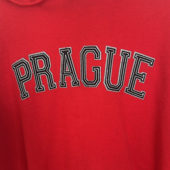 Prague Unisex Hoodie M Czech Republic Pockets Red with Raised Black Letters - Picture 3 of 8